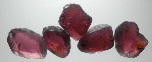 Rhodolite Garnet - 20.64ct - Hand Select Gem Rough - prettyrock.com