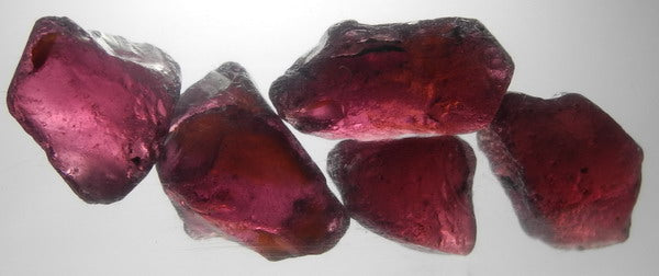 Rhodolite Garnet - 23.12ct - Hand Select Gem Rough - prettyrock.com