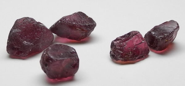 Rhodolite Garnet - 20.03ct - Hand Select Gem Rough - prettyrock.com