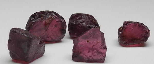 Rhodolite Garnet - 20.22ct - Hand Select Gem Rough - prettyrock.com