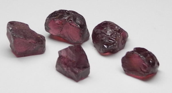 Rhodolite Garnet - 20.22ct - Hand Select Gem Rough - prettyrock.com