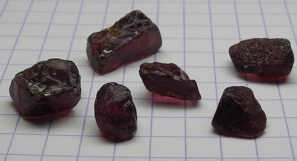 Rhodolite Garnet - 26.45ct - Hand Select Gem Rough - prettyrock.com