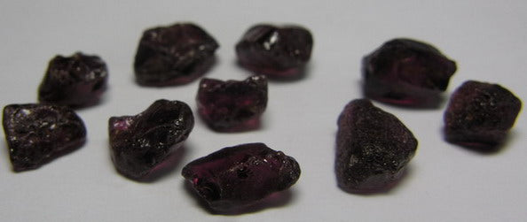 Rhodolite Garnet - 44.4ct - Hand Select Gem Rough - prettyrock.com