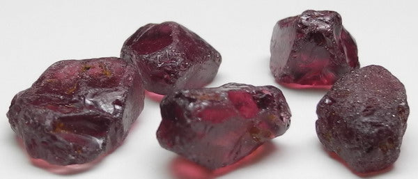 Rhodolite Garnet - 21.44ct - Hand Select Gem Rough - prettyrock.com