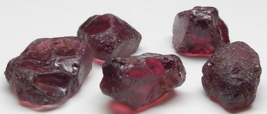 Rhodolite Garnet - 21.44ct - Hand Select Gem Rough - prettyrock.com