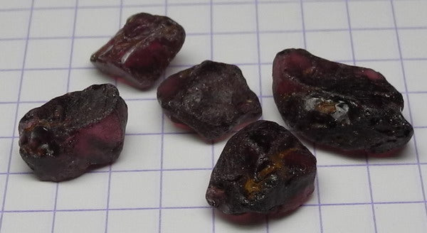Rhodolite Garnet - 27.69ct - Hand Select Gem Rough - prettyrock.com