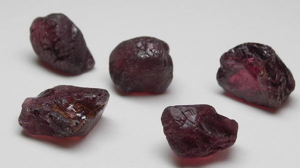 Rhodolite Garnet - 23.67ct - Hand Select Gem Rough - prettyrock.com