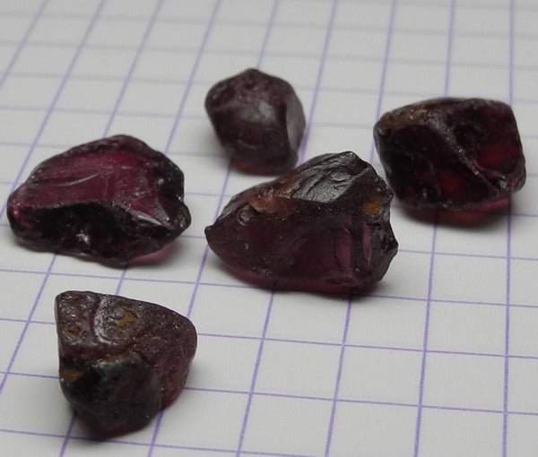 Rhodolite Garnet - 27.16ct - Hand Select Gem Rough - prettyrock.com