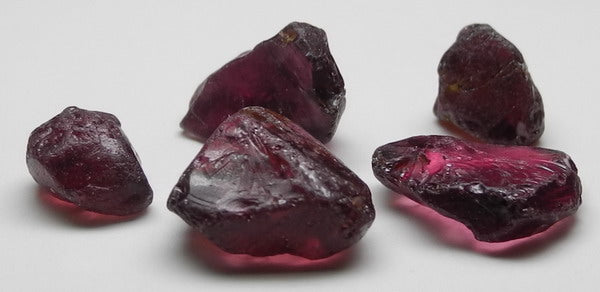 Rhodolite Garnet - 27.16ct - Hand Select Gem Rough - prettyrock.com