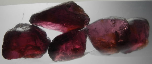 Rhodolite Garnet - 25.11ct - Hand Select Gem Rough - prettyrock.com