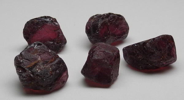 Rhodolite Garnet - 28.45ct - Hand Select Gem Rough - prettyrock.com
