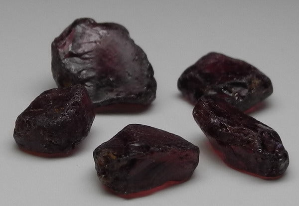 Rhodolite Garnet - 24.89ct - Hand Select Gem Rough - prettyrock.com