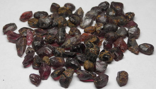 Rhodolite Garnet - 102ct - Hand Select Gem Rough - prettyrock.com