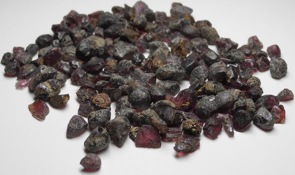Rhodolite Garnet - 190ct - Hand Select Gem Rough - prettyrock.com