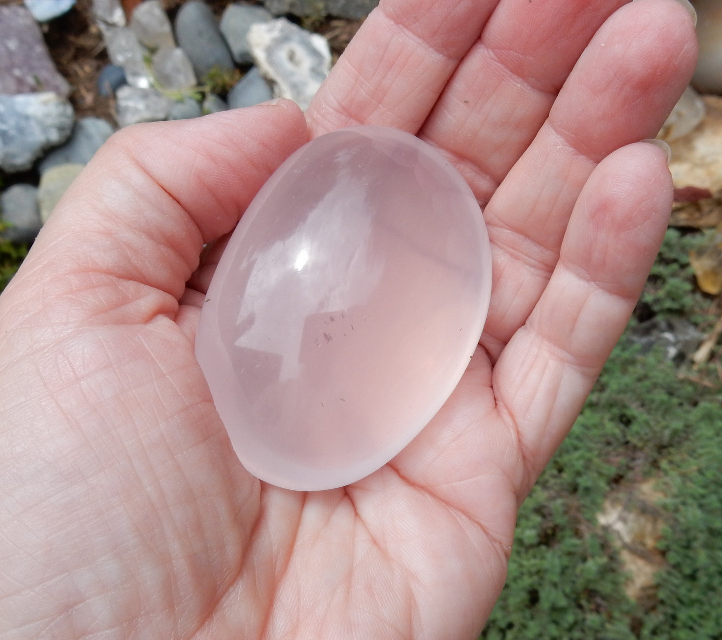 Rose Quartz Palm Stone - 363.5 ct - prettyrock.com