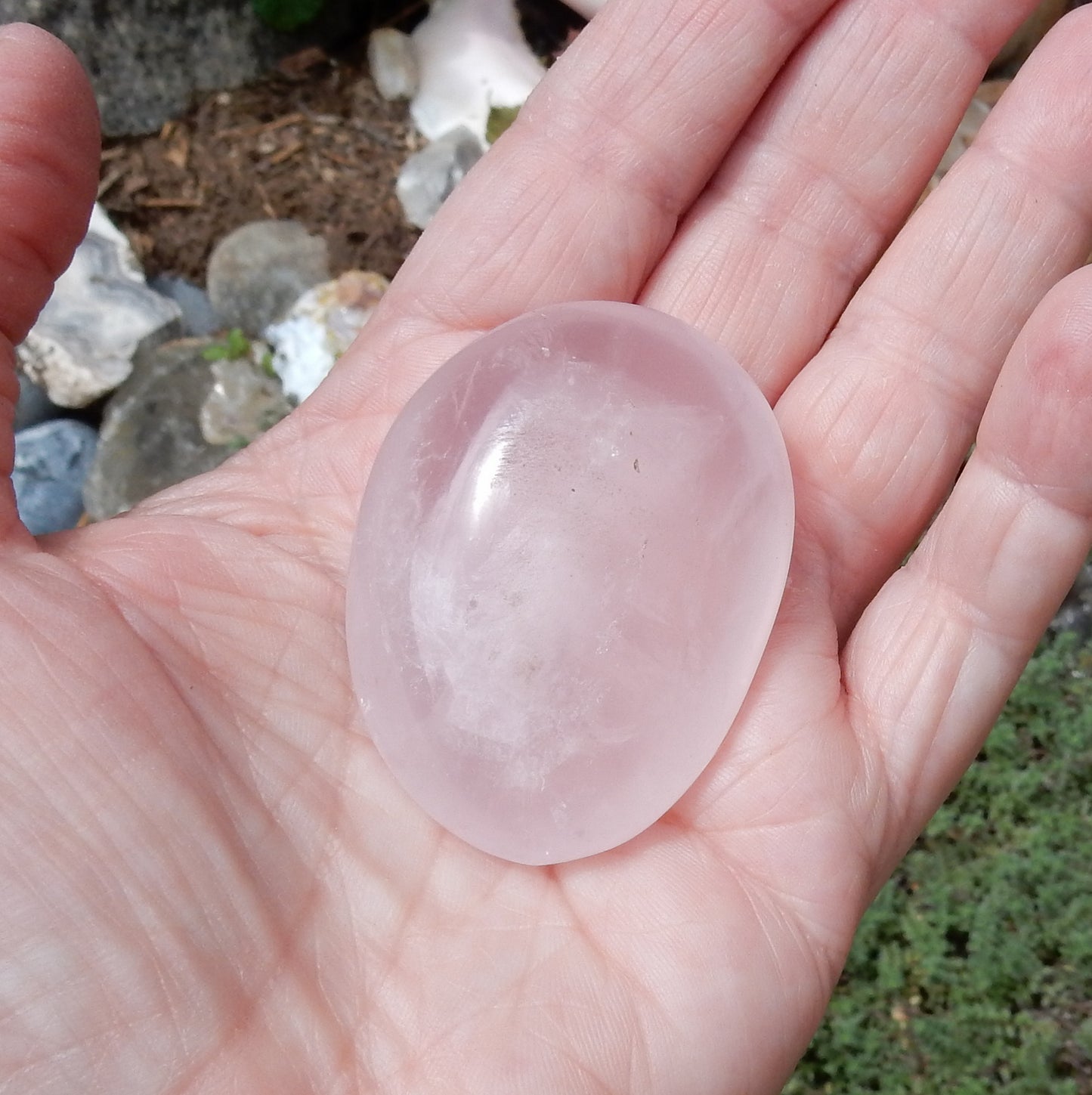 Rose Quartz Palm Stone - 203 ct - prettyrock.com