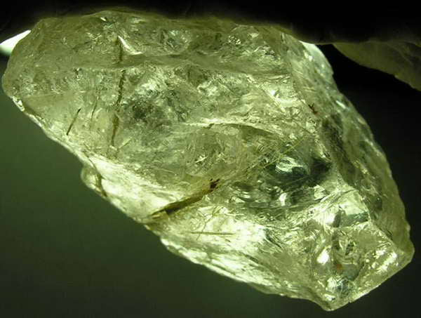 Rutilated Quartz - 232ct - Hand Select Gem Rough - prettyrock.com