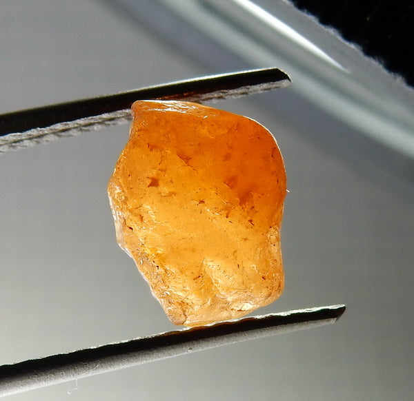 Spessartite Garnet - 25.16ct - Hand Select Gem Rough - prettyrock.com