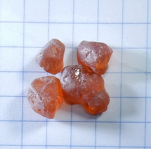 Spessartite Garnet - 25.62ct - Hand Select Gem Rough - prettyrock.com
