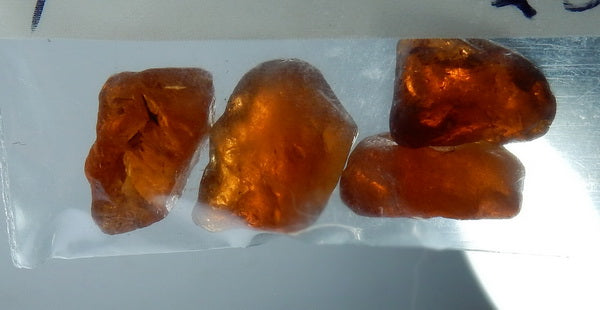 Spessartite Garnet - 25.01ct - Hand Select Gem Rough - prettyrock.com