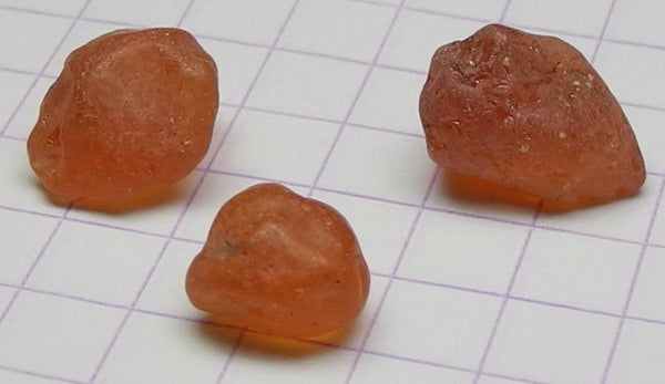 Spessartite Garnet - 12.78ct - Hand Select Gem Rough - prettyrock.com
