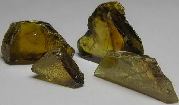 Sphene - 29.9ct - Hand Select Gem Rough - prettyrock.com