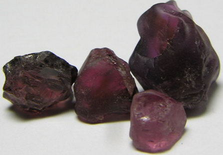 Spinel - 26.25ct - Hand Select Gem Rough - prettyrock.com
