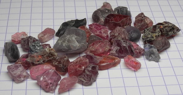 Spinel - 96ct - Hand Select Gem Rough - prettyrock.com