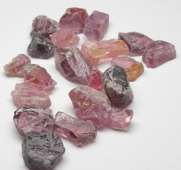 Spinel - 44ct - Hand Select Gem Rough - prettyrock.com