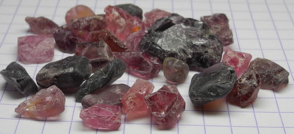 Spinel - 86ct - Hand Select Gem Rough - prettyrock.com