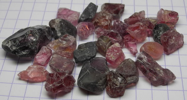 Spinel - 86ct - Hand Select Gem Rough - prettyrock.com