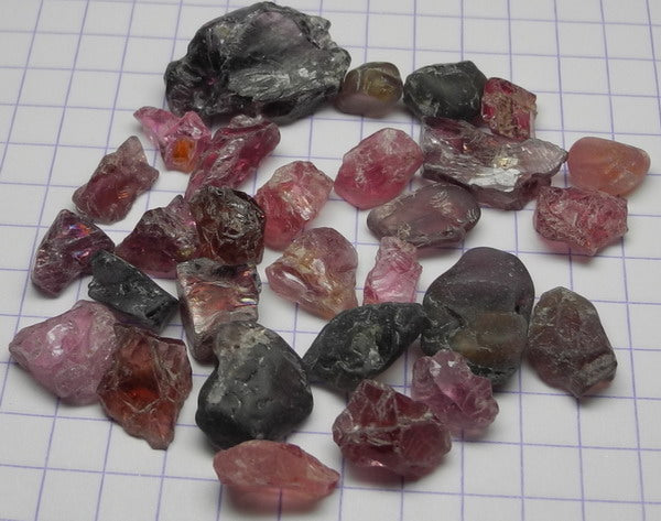 Spinel - 86ct - Hand Select Gem Rough - prettyrock.com