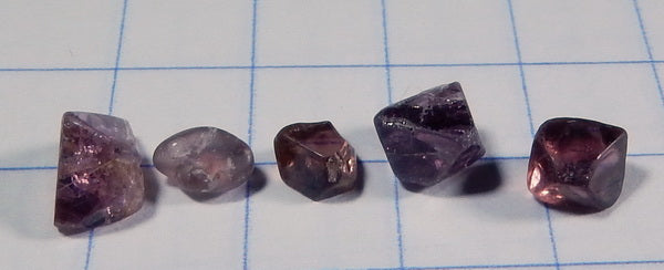 Spinel - 2.35ct - Hand Select Gem Rough - prettyrock.com