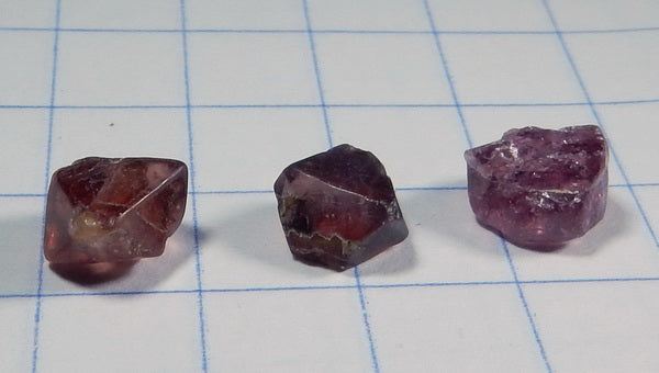 Spinel  Crystals - 2.95ct - Hand Select Gem Rough - prettyrock.com