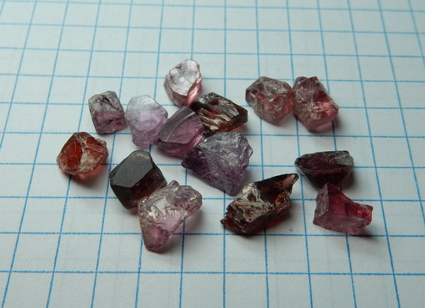 Spinel - 23.13ct - Hand Select Gem Rough - prettyrock.com