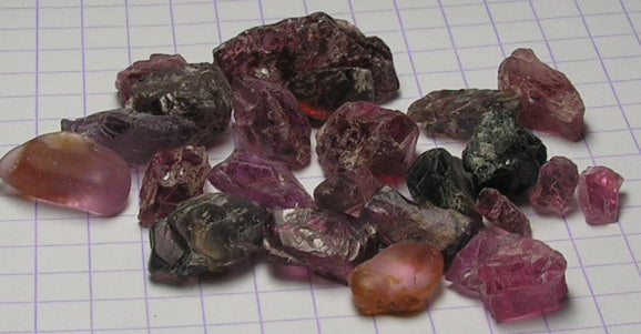 Spinel - 95ct - Hand Select Gem Rough - prettyrock.com