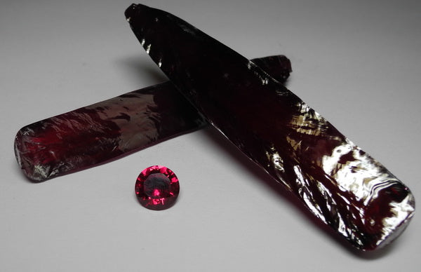 Ruby Sapphire Medium - Synthetic Gem Rough - 30G - prettyrock.com