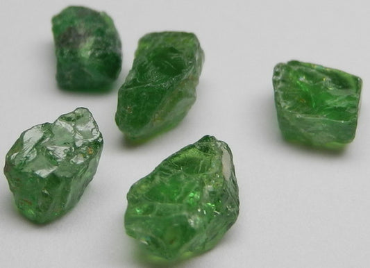 Tsavorite Garnet - 5.5ct - Hand Select Gem Rough - prettyrock.com