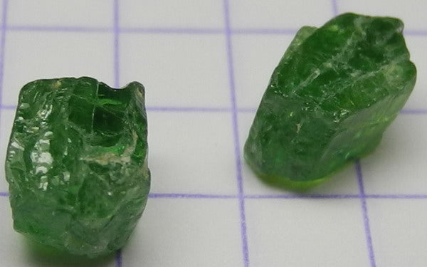 Tsavorite Garnet - 4.45ct - Hand Select Gem Rough - prettyrock.com