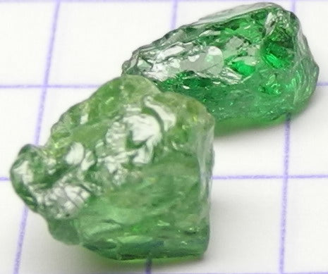 Tsavorite Garnet - 3.71ct - Hand Select Gem Rough - prettyrock.com