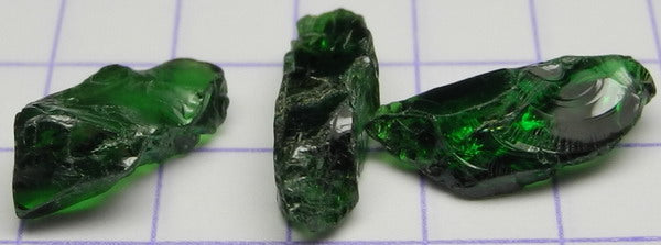 Tsavorite Garnet - 4.5ct - Hand Select Gem Rough - prettyrock.com