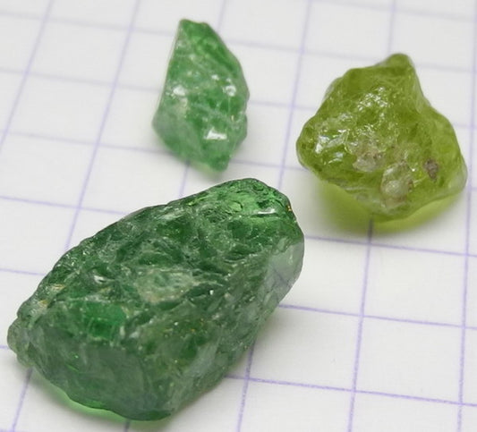 Tsavorite Garnet - 14ct - Hand Select Gem Rough - prettyrock.com
