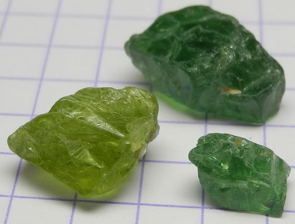 Tsavorite Garnet - 14ct - Hand Select Gem Rough - prettyrock.com