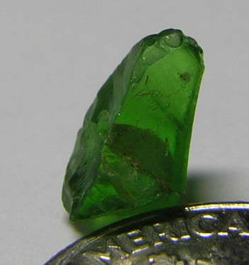 Tsavorite Garnet - 1.69ct - Hand Select Gem Rough - prettyrock.com