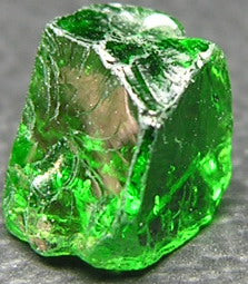 Tsavorite Garnet - 2.45ct - Hand Select Gem Rough - prettyrock.com