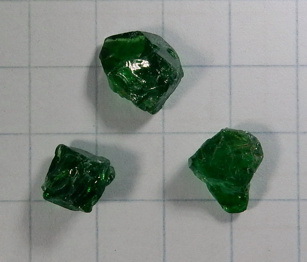 Tsavorite Garnet - 4.95ct - Hand Select Gem Rough - prettyrock.com