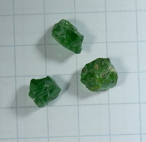 Tsavorite Garnet - 5.12ct - Hand Select Gem Rough - prettyrock.com