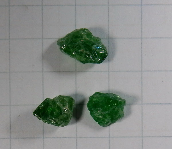 Tsavorite Garnet - 5.6ct - Hand Select Gem Rough - prettyrock.com