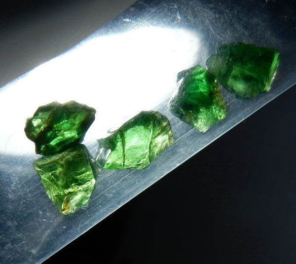 Tsavorite Garnet - 5.19ct - Hand Select Gem Rough - prettyrock.com