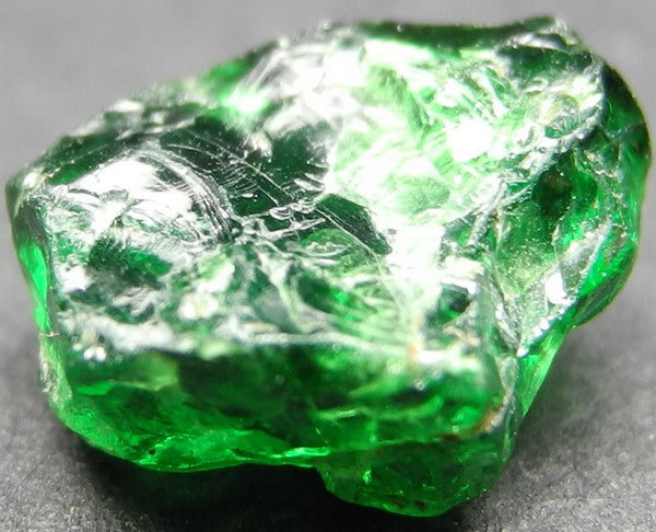 Tsavorite Garnet - 2.74ct - Hand Select Gem Rough - prettyrock.com